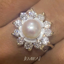 Load image into Gallery viewer, The Lulu Murjan Gold and Diamond Ring
