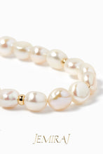Load image into Gallery viewer, The Lulu Baroque and Gold Bracelet
