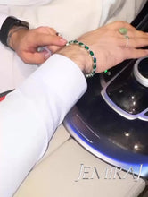 Load and play video in Gallery viewer, Emirati Emerald and Diamond Tennis Bracelet
